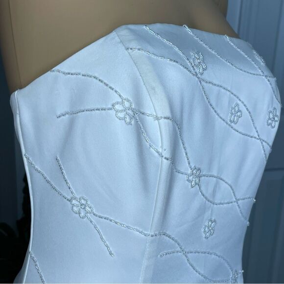 Niki by Niki Livas Strapless Formal Floor Length Dress Off White Size 10 - Picture 6 of 16